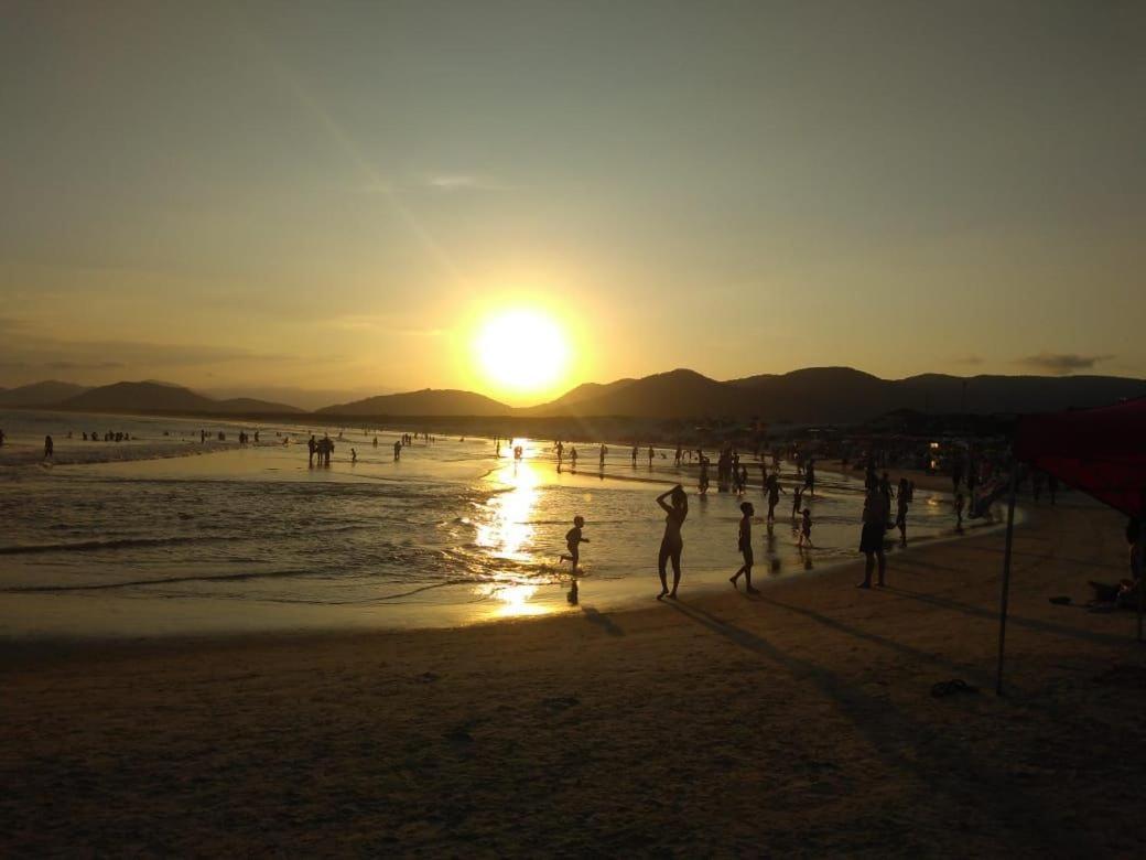 フロリアノポリス Casa De Temporada No Sul Da Ilha Com Piscinaヴィラ エクステリア 写真